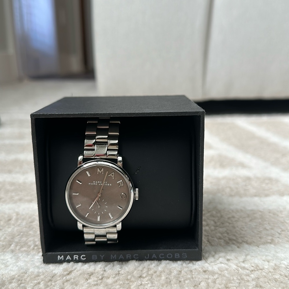 Marc By Marc Jacobs Silver Women’s Watch with Taupe Face